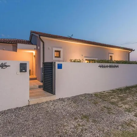 Helena Holiday home Pula