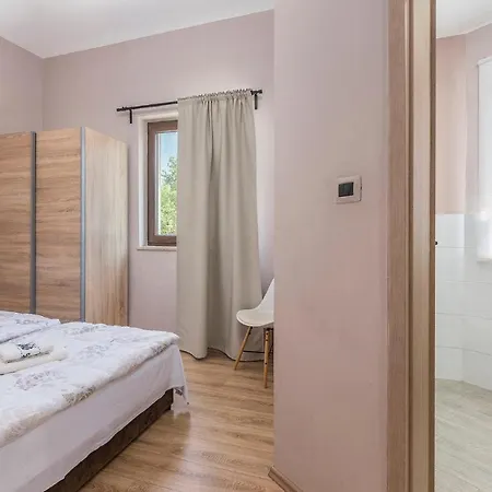 Holiday home Helena Pula