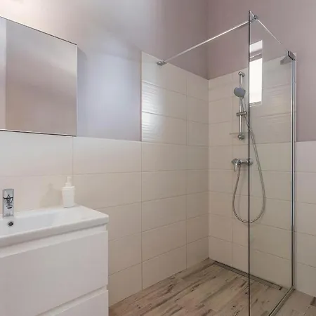 Helena Holiday home Pula