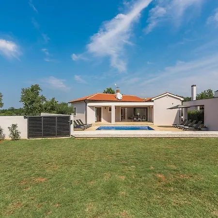 Helena Holiday home